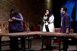 لحظه در آغوش گرفتن یک پدر و پسر پس از ۱۹ سال در برنامه زنده