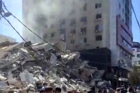 لحظه تخریب برج الجلاء در غزه