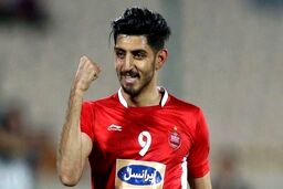 گل اول پرسپولیس به گل‌گهر توسط ترابی