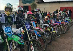 استقبال بانوان مشهدی از ورزش موتورسواری