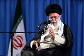 مروری بر هشدارهای مهم رهبر انقلاب درباره نفوذ