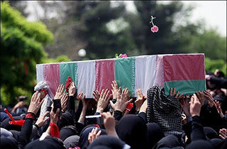 تشییع پیکر 9 شهید گمنام در اهواز
