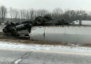 حادثه وحشتناک به دلیل یخ زدگی جاده