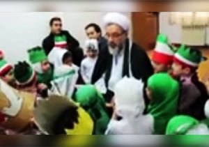 قصه خوانی دلنشین امام جمعه بیله‌سوار برای کودکان درباره زندگی حضرت زهرا (س)