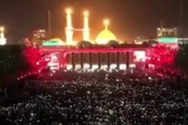 لحظه تماشایی تغییر رنگ چراغ‌های بین الحرمین در شب اول محرم 