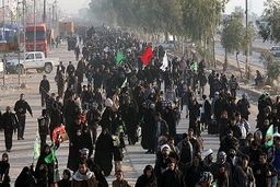 ابراز خوشحالی زائران ایرانی از رایگان شدن ویزای عراق در مواجهه با ظریف