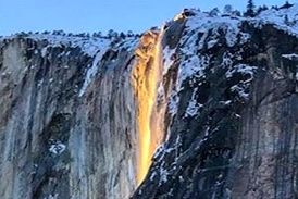 پدیده‌‎ای زیبا به نام آبشار آتش+ فیلم