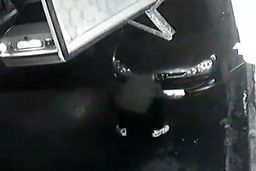 لحظه سرقت پلاک خودرو در کمتر از 5 ثانیه