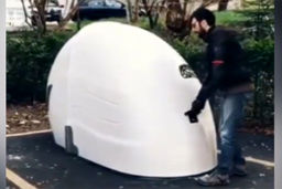 خلاقیت در ساخت پارکینگ موتورسیکلت