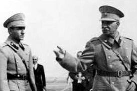 این فیلم تقدیم به طرفداران خاندان پهلوی