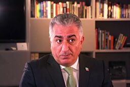پذیرایی تاریخی رضا پهلوی از میهمانش!