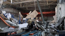 فرو ریختن وحشتناک سقف کارخانه‌ای در مسکو