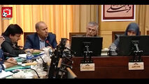 خط و نشان کشیدن تاج برای خبرنگاران