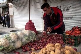 ننه زبیده؛ مسعود رستگار؛ دستفروشی و دعوت نامه خارجی‌ها برای قهرمان جودو 