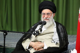  رهبر انقلاب: نگذارید زبان فارسی دچار فرسودگی و ویرانی شود