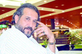  صورت عمو فردوس از حرکت افتاد