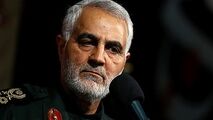 ارتباط صمیمانه سردار سلیمانی با اقشار مختلف مردم در مراسم ختم مادر همسرش 
