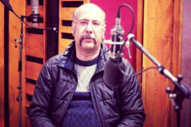 مداحی صداپیشه جناب خان در هیئت خوزستانی‌ها