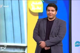 شوخی مجری با برخی نمایندگانی که با اسم دین، پول بیت‌المال را بالا می کشند