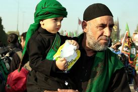 کوچکترین زائر امام حسین(ع) در پیاده روی اربعین