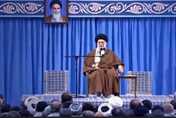رهبر انقلاب: مسائل کشور را درست تحلیل کنید