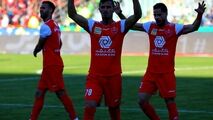مشورت علیپور با بازیکنان پرسپولیس برای شادی گل