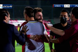 گل اول پرسپولیس به پیکان توسط عبدی