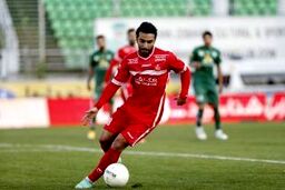 گل اول پرسپولیس به شهرخودرو توسط سیامک نعمتی/ فیلم