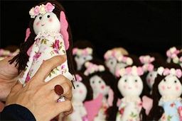 هدیه ویژه کودکان ایرانی به کودکان عراقی در مراسم پیاده روی اربعین