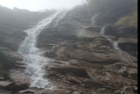 فیلمی از آبشار جذاب در روستای جواهرده 