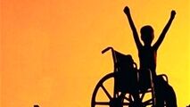 دختربچه معلولی که همه را متعجب می‌کند!
