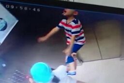 شجاعت خواهری برای نجات جان برادرش + فیلم