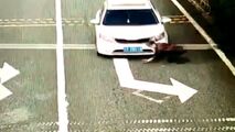 تمارض عجیب زن  به تصادف برای دریافت پول از راننده!
