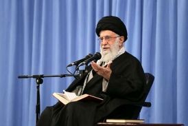 اشاره رهبری به یک ویروس در شب انتخابات