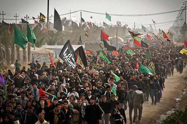 گفته بودند در مسیر راهپیمایی اربعین اسم خلفا را پایمال می‌کنند!