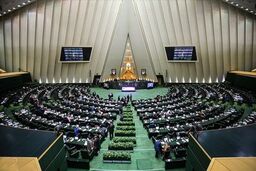 فیلم درگیری لفظی نقوی حسینی و علی لاریجانی بر سر برجام !