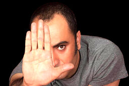 عارف لرستانی تکلیف اش با خودش روشن بود 