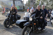 موتورسواری پوتین در فستیوال موتورسواران در کریمه