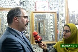 دست تمام کسانی که در بزرگذاشت بزرگان ما را یاری کنند را می فشاریم 