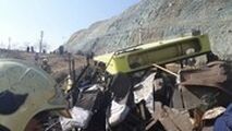  وضعیت امدادرسانی به قربانیان حادثه واژگونی اتوبوس در دانشگاه آزاد