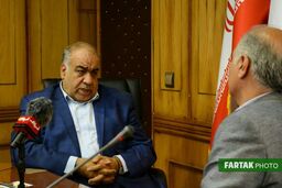  نباید همه چیز را سیاه و یا سفید دید