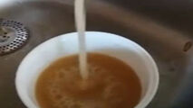 آب شرب شکلاتی در آبادان