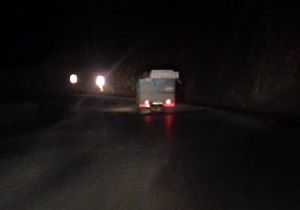 حرکات خطرناک نیسان حامل بار در جاده هراز