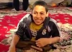 زائری که بدون پا به راهپیمایی اربعین رفته است +فیلم 