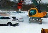 روشی جذاب و مدرن برای پاکسازی برف خودروها