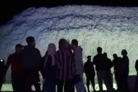 آبشار نمکی در قلب کویر!