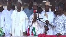 فرو ریختن سن حین سخنرانی در یک کمپین انتخاباتی