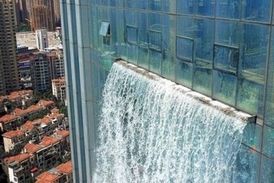  متفاوت ترین آبشاری که تا به حال دیده‌اید