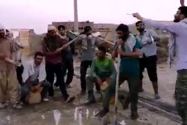 اجرای متفاوت کنسرت رضا بهرام توسط گروه جهادی در سیستان و بلوچستان 