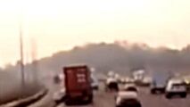رانندگی خطرناک راننده تریلی در اتوبان شلوغ!